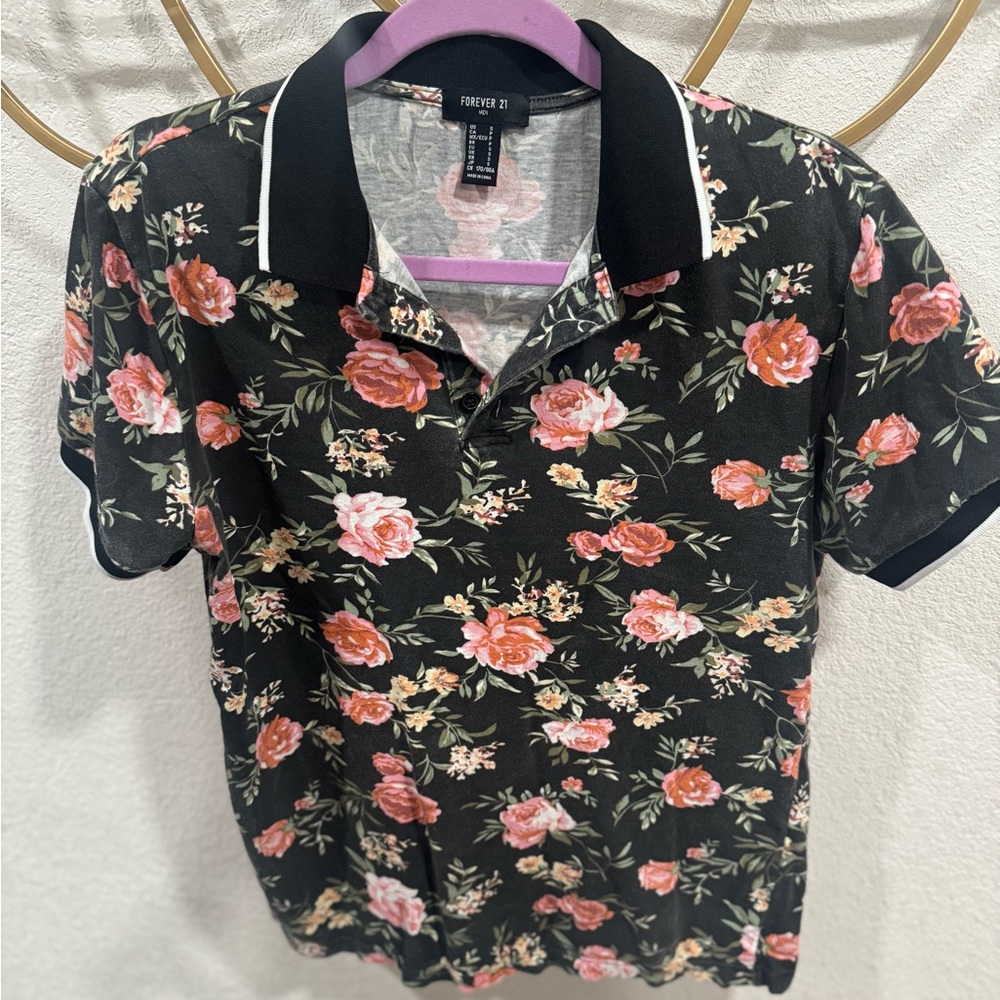 Forever 21 Men’s Shirt Size Small
